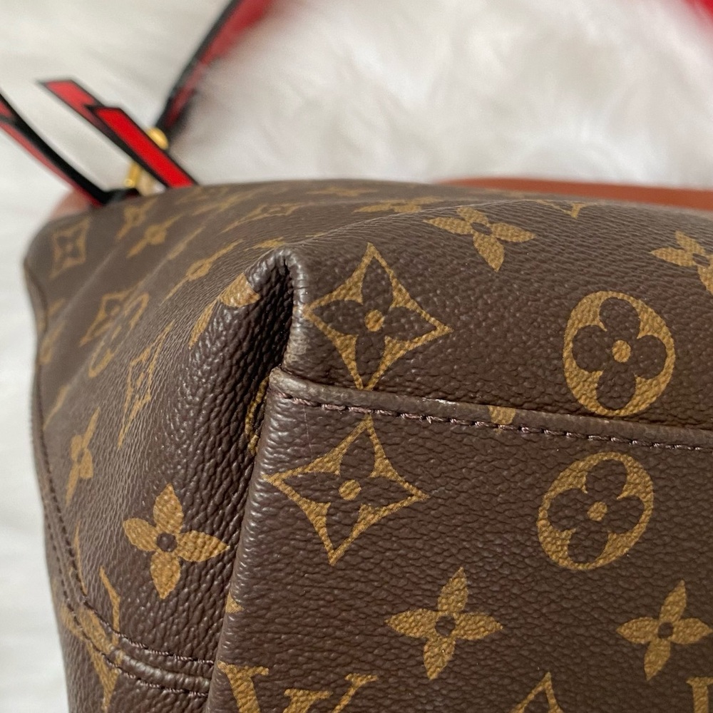 Louis Vuitton Tuileries Hobo Bag .. Caramel, Red - Picture 10 of 12